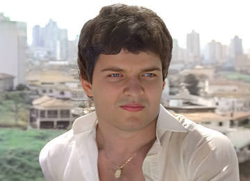 Лео Магальес