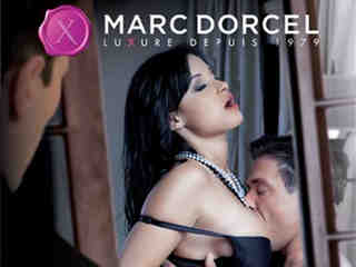 Моя жена изменяет мне (2014)