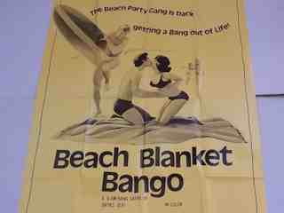 Пляжное одеяло Банго (1975)