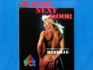 Блондинка по соседству (1982)